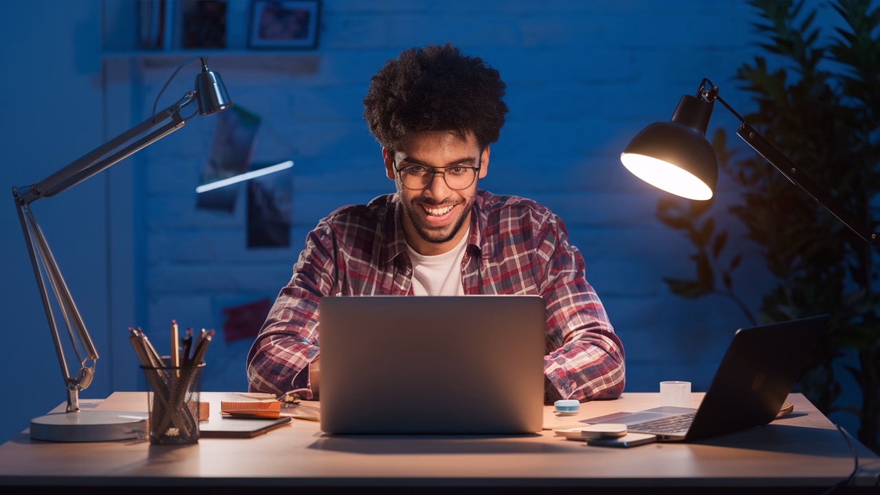 Man turning procrastination into income